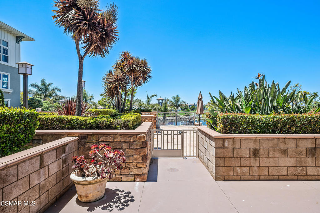 1415 Windshore Way Oxnard, CA 93035 - Photo 47 of 61 a view of an outdoor sitting area
