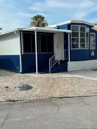 $213,800 | 550 Nettles Boulevard, Jensen Beach, FL 34957