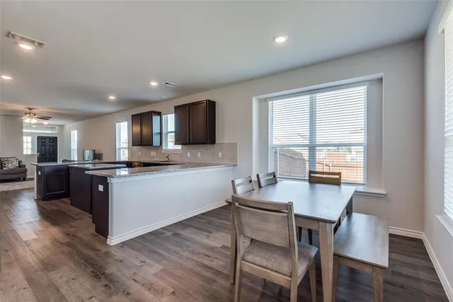 $400,000 | 400 Livingston Drive, DeSoto, TX 75115