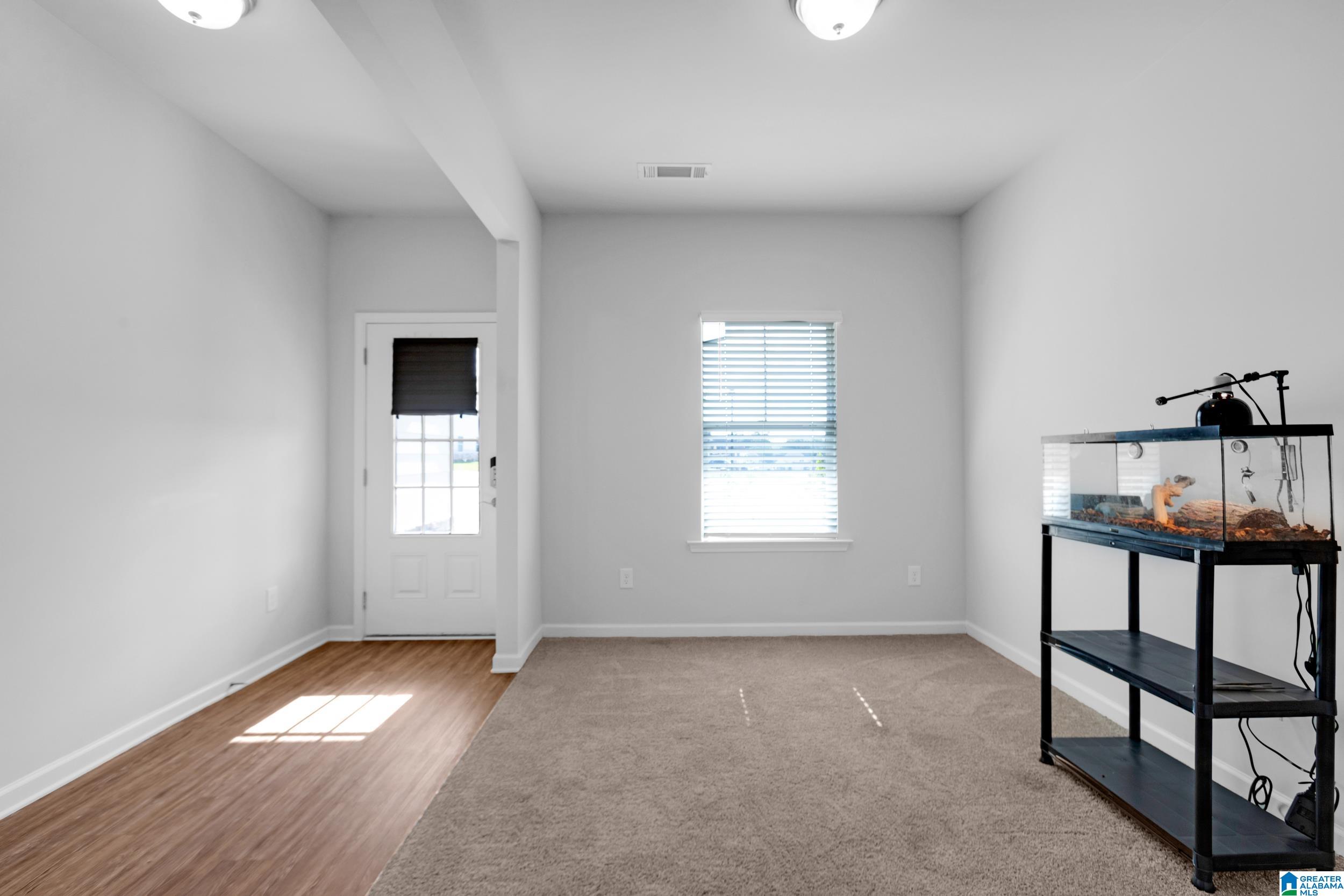 92 Valley Circle Lincoln, AL 35096 - Photo 6 of 41