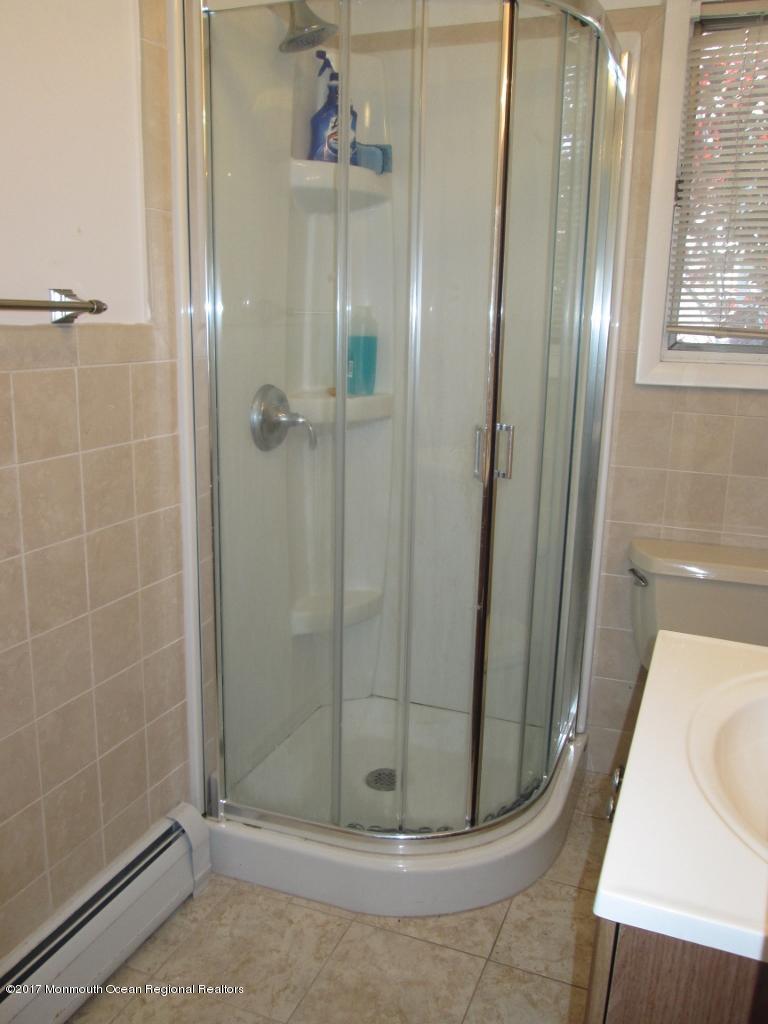 117 Brooks Road Lavallette, NJ 08735 - Photo 4 of 18 Bathroom 3