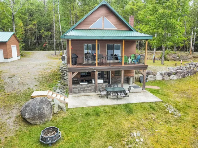 $699,000 | 400 Cedar Lake Road, Millinocket, ME 04462