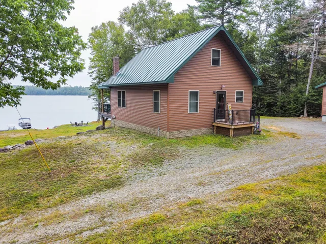 $699,000 | 400 Cedar Lake Road, Millinocket, ME 04462