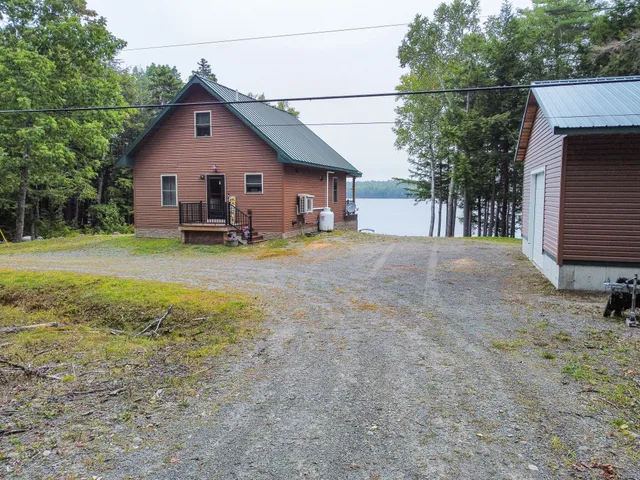 $699,000 | 400 Cedar Lake Road, Millinocket, ME 04462