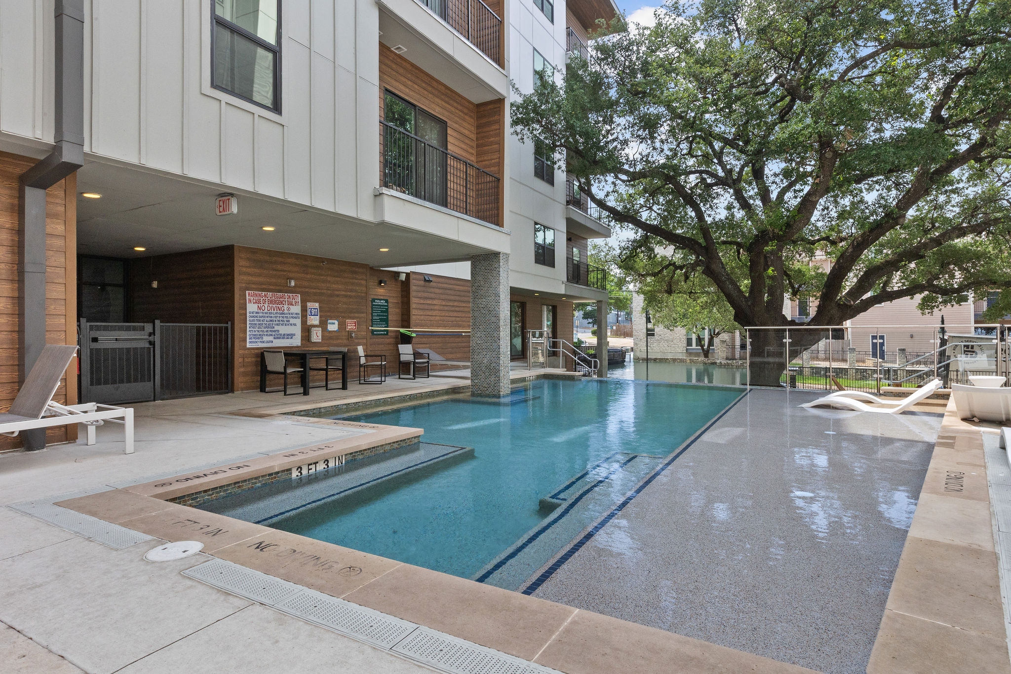 2500 Longview Street, Unit 202 Austin, TX 78705 - Photo 33 of 40