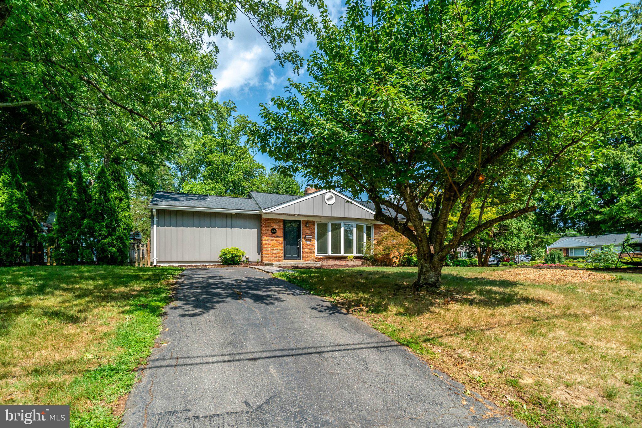 8015 New Market Road Alexandria, VA 22308 - Photo 3 of 41 Front view of home