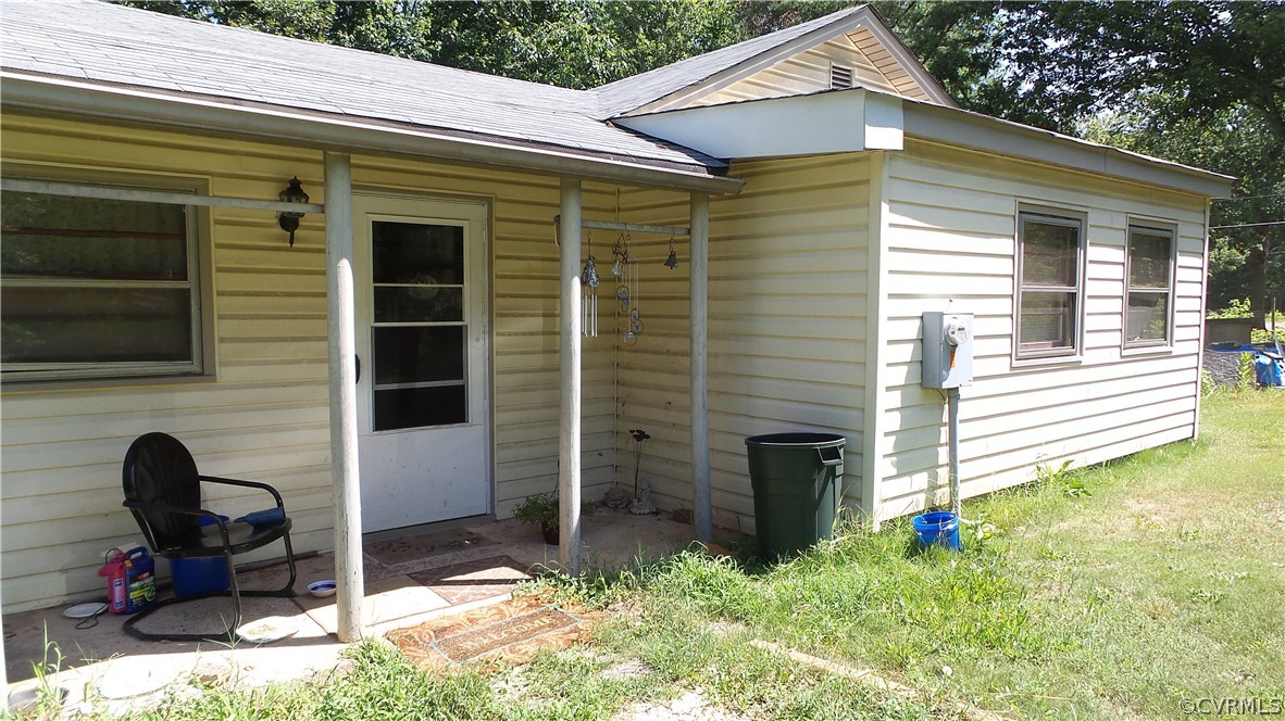 2549 Red Lane Road Powhatan, VA 23139 - Photo 2 of 10 Gallery Image 2