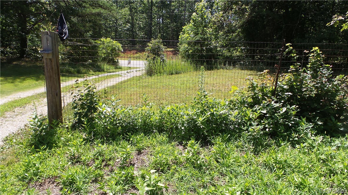 2549 Red Lane Road Powhatan, VA 23139 - Photo 3 of 10 Gallery Image 3