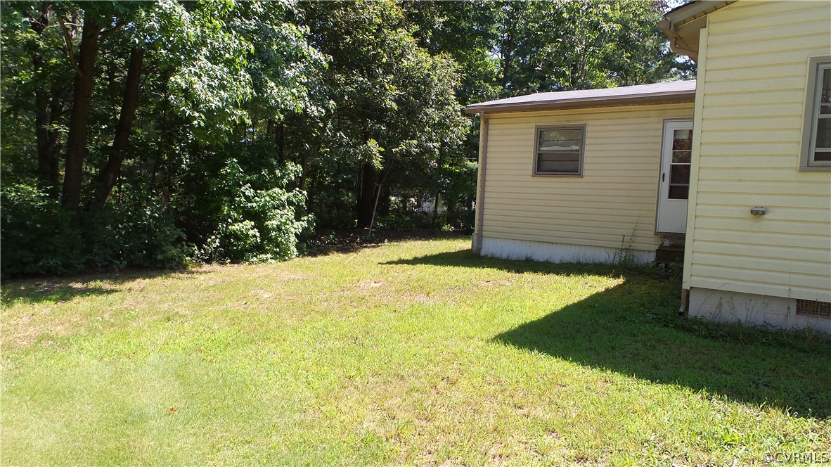 2549 Red Lane Road Powhatan, VA 23139 - Photo 4 of 10 Gallery Image 4