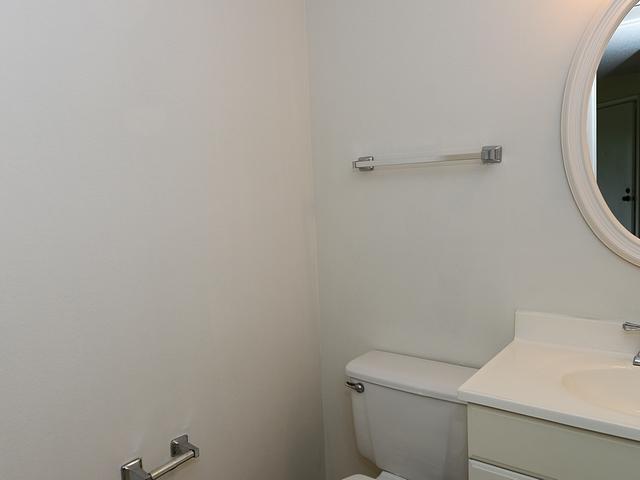 1605 Highway 1, Unit V4103 Jupiter, FL 33477 - Photo 4 of 16 Half Bath