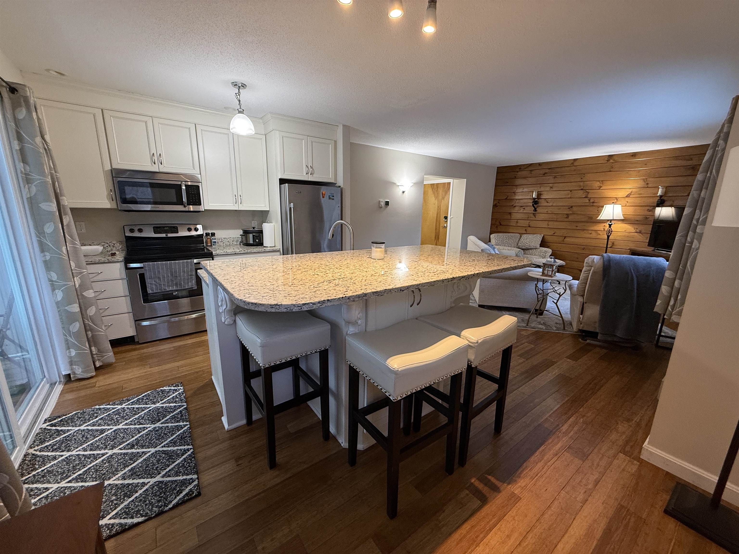 62 Silver Birch Place, Unit 3B Rutland Town, VT 05701 - Photo 7 of 29