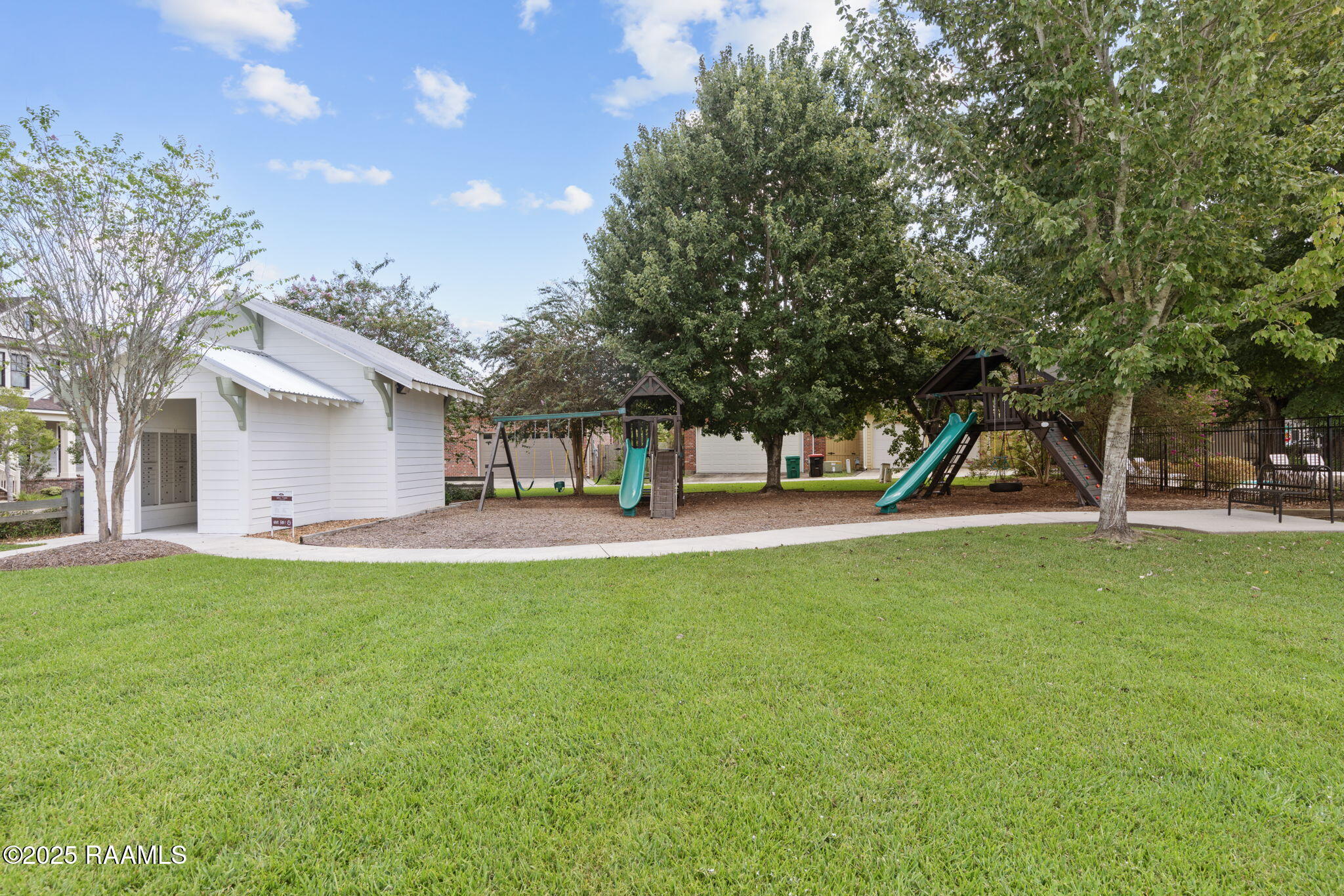 309 Founders Street Lafayette, LA 70508 - Photo 8 of 57 43-web-or-mls-Old Towne Amenities-4