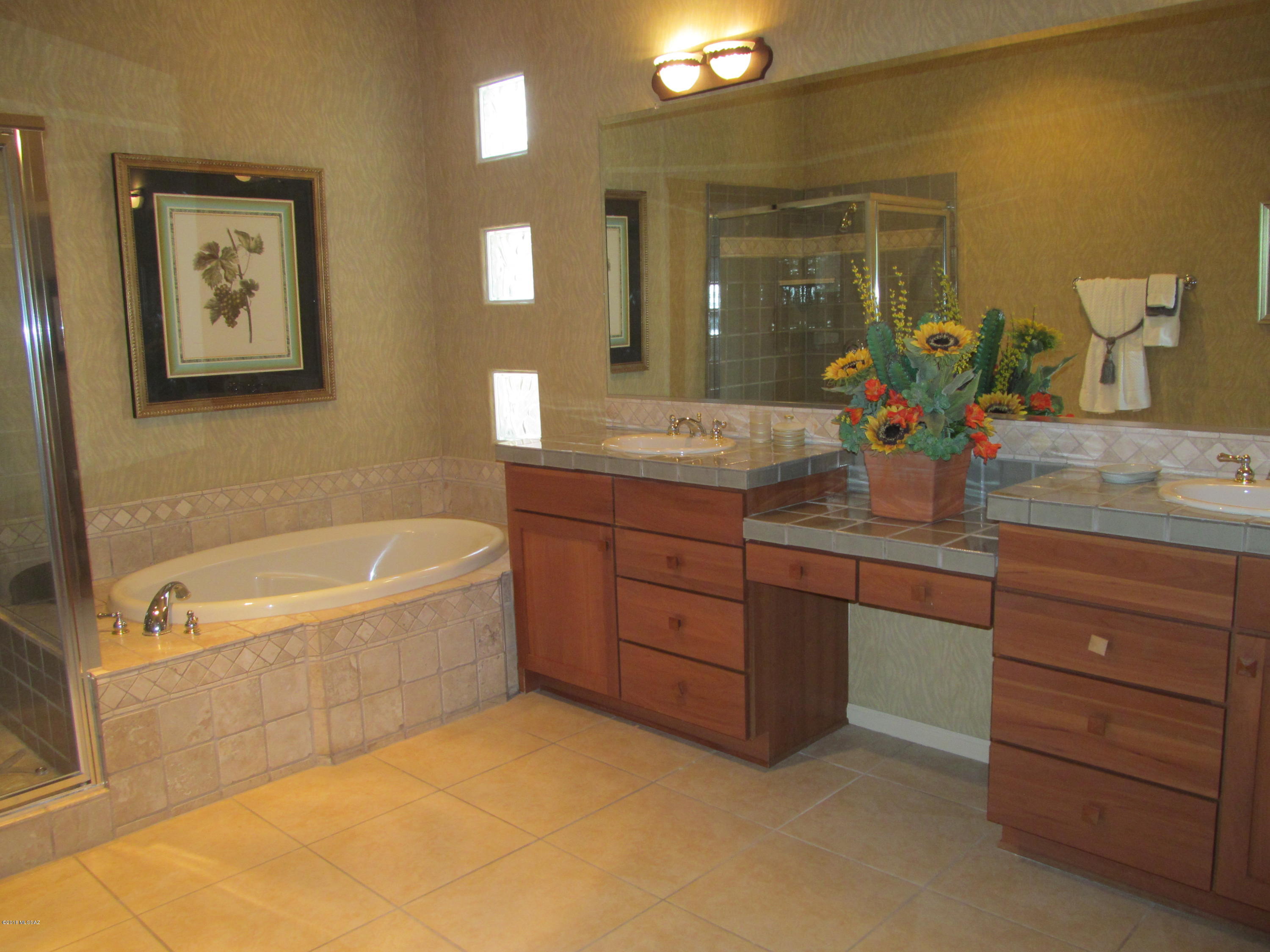 5242 North Ridge Spring Place Tucson, AZ 85749 - Photo 23 of 39 Gallery Image 23