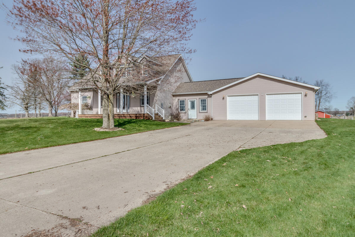 6591 Oak Grove Road Burlington, MI 49029 - Photo 2 of 19 002-MLS