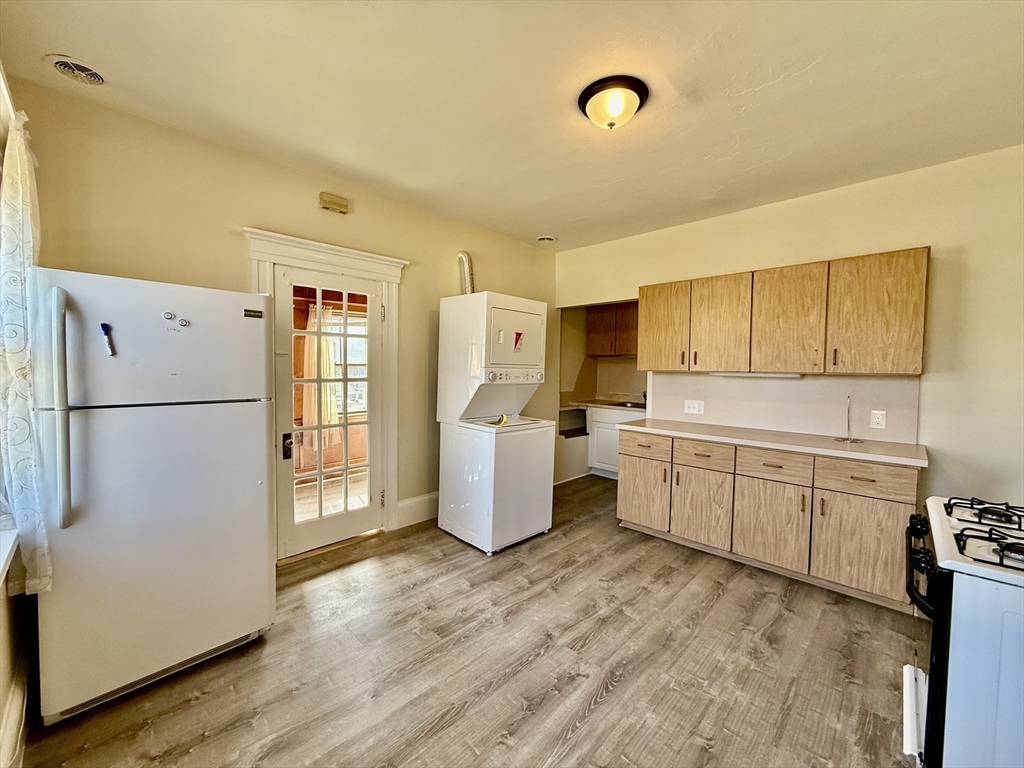 84 Pearl Street, Unit 2F Stoughton, MA 02072 - Photo 3 of 30