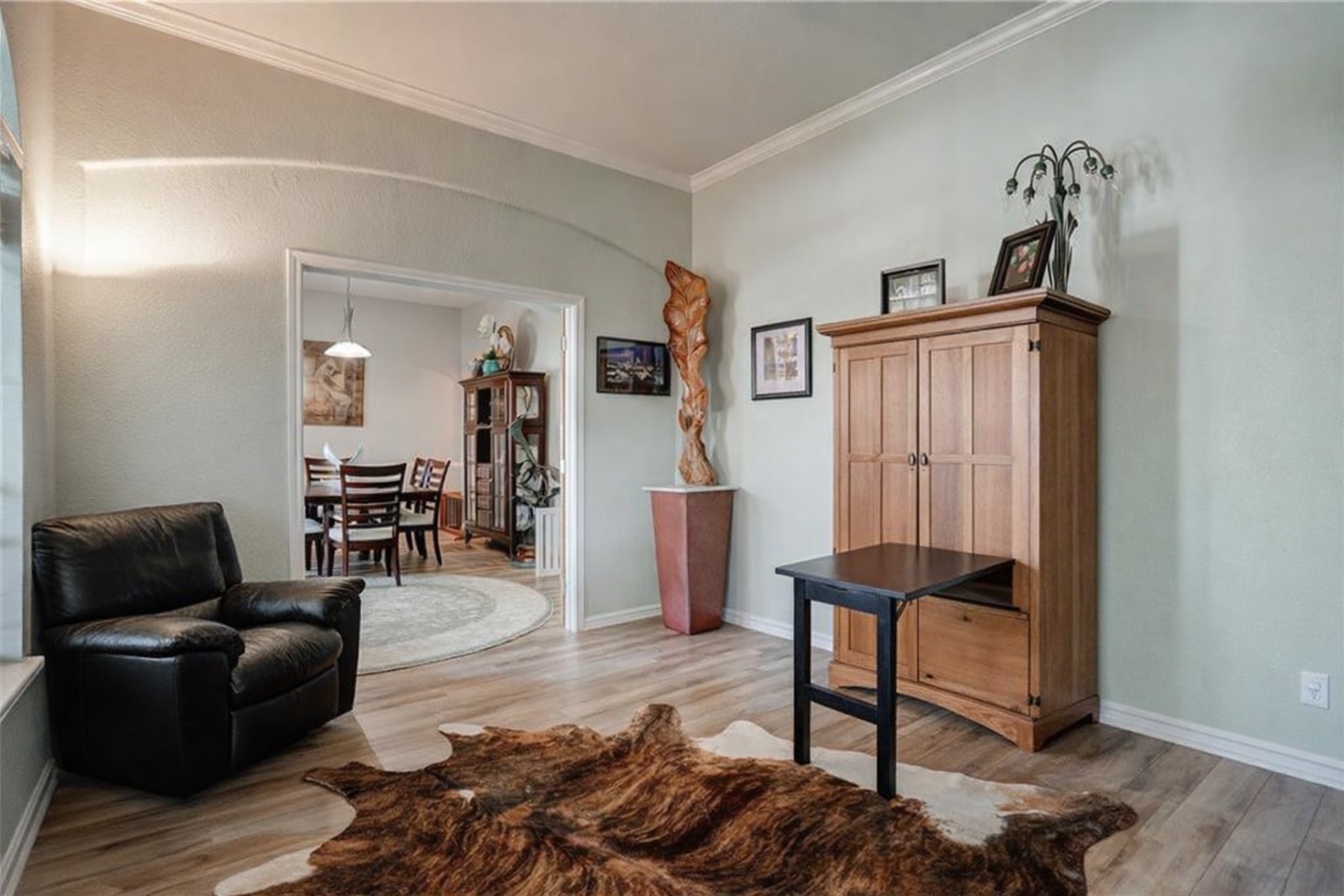 2513 Wanakah Ridge Drive Cedar Park, TX 78613 - Photo 18 of 34 a living room with furniture and a window