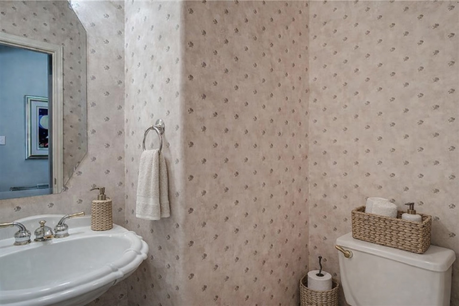 2513 Wanakah Ridge Drive Cedar Park, TX 78613 - Photo 21 of 34 a bathroom with a toilet a sink and a mirror