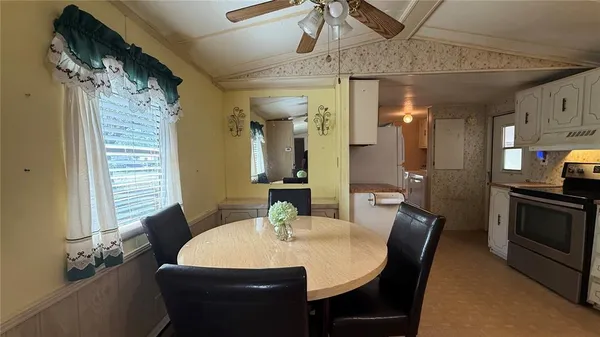 $120,000 | 28520 Holly Avenue, Paisley, FL 32767