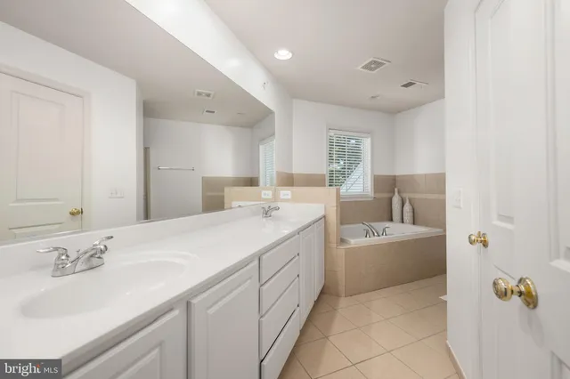 $625,000 | 33023 Conservation Drive, Unit 97, Millsboro, DE 19966