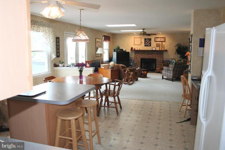 Kitchen/Family Room