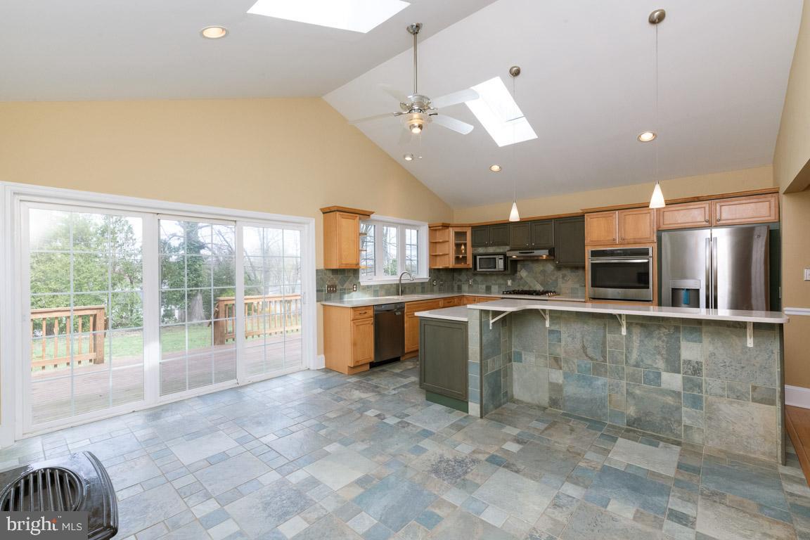12 Croftley Road Lutherville-Timonium, MD 21093 - Photo 2 of 38 Vaulted ceilings and skylights in kitchen