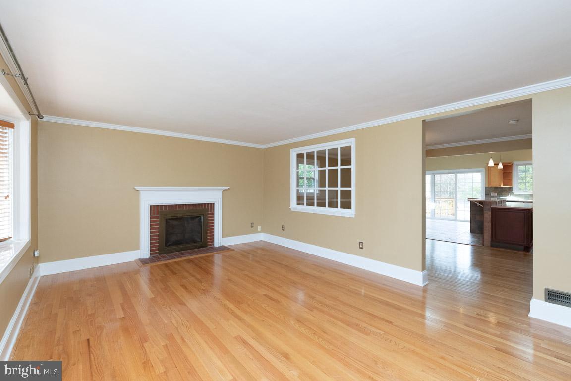 12 Croftley Road Lutherville-Timonium, MD 21093 - Photo 12 of 38 Elegant Fireplace