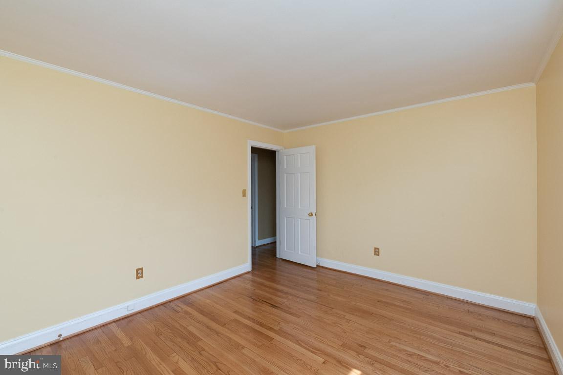 12 Croftley Road Lutherville-Timonium, MD 21093 - Photo 21 of 38 Bedroom 2