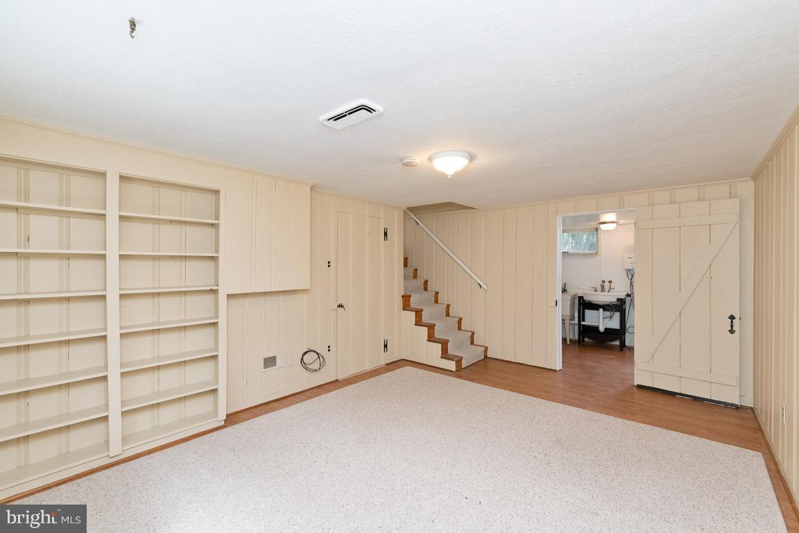 12 Croftley Road Lutherville-Timonium, MD 21093 - Photo 24 of 38 Family Room