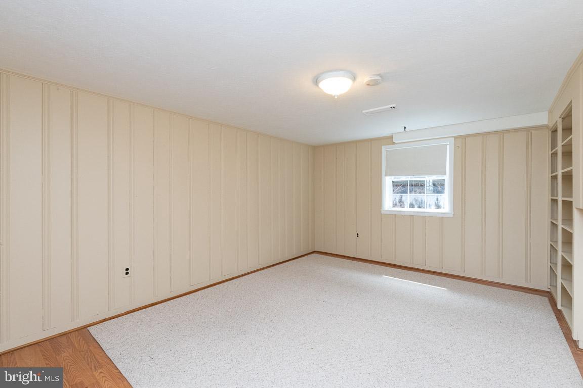 12 Croftley Road Lutherville-Timonium, MD 21093 - Photo 25 of 38 Family Room