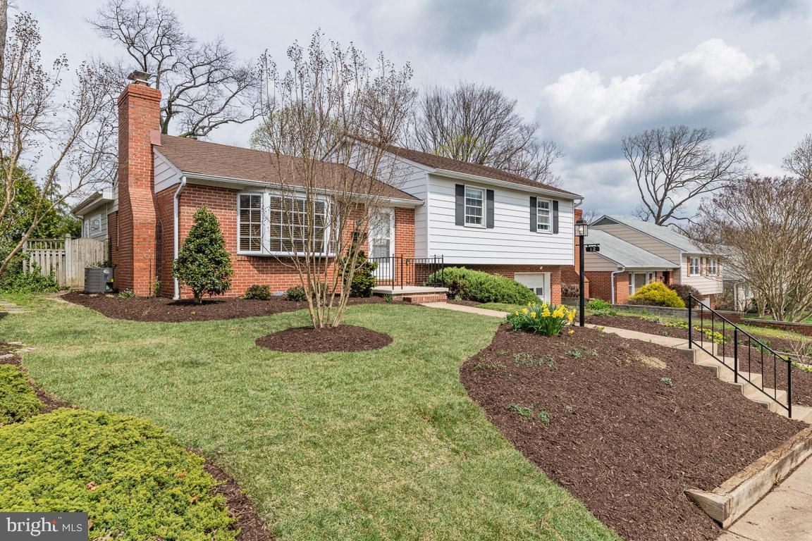 12 Croftley Road Lutherville-Timonium, MD 21093 - Photo 10 of 38 Gallery Image 10