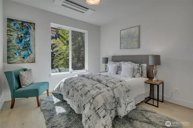 $2,150,000 | 4019 4th Avenue Northeast, Seattle, WA 98105