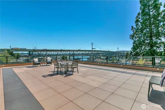 $2,150,000 | 4019 4th Avenue Northeast, Seattle, WA 98105