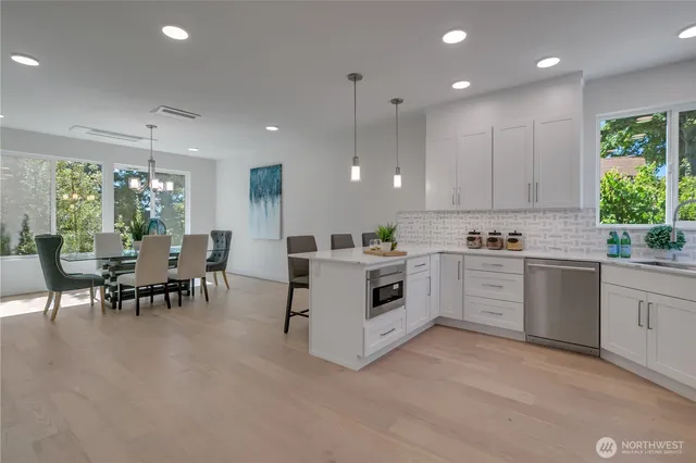 $2,150,000 | 4019 4th Avenue Northeast, Seattle, WA 98105