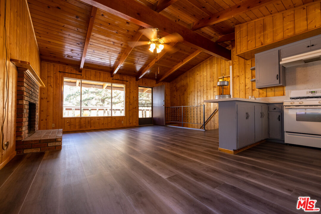 5212 Lone Pine Canyon Road Wrightwood, CA 92397 - Photo 4 of 42 a view of a storage & utility room