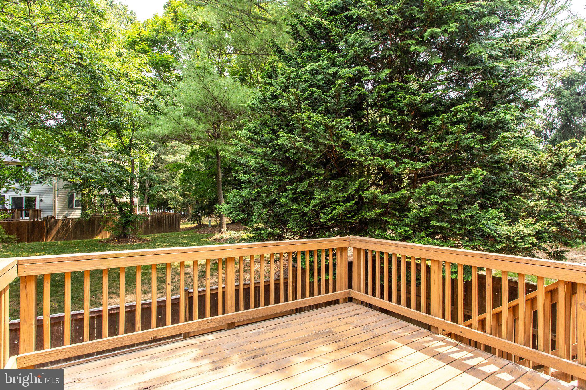 1683 Bayfield Way Reston, VA 20194 - Photo 27 of 43