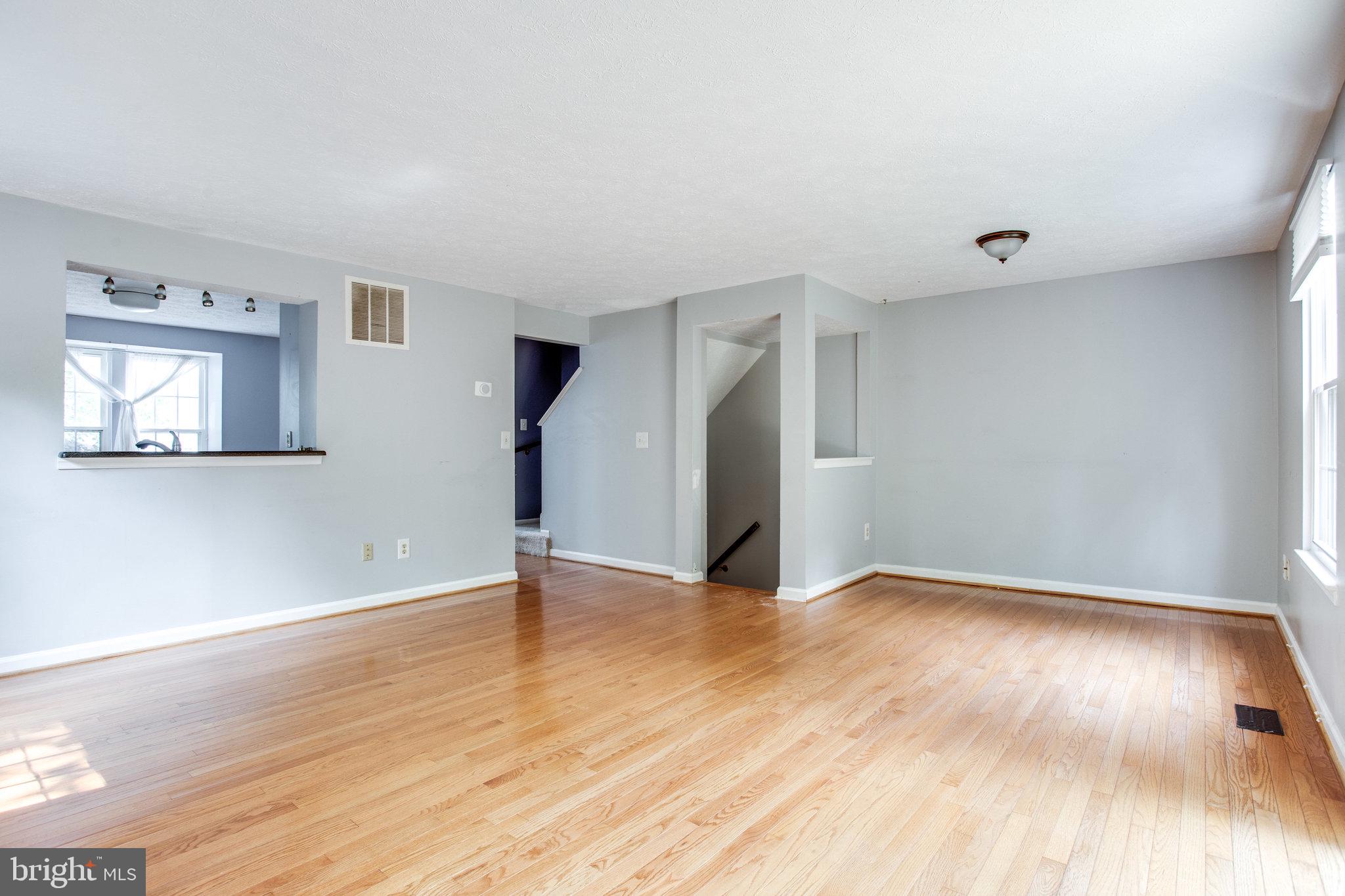 1683 Bayfield Way Reston, VA 20194 - Photo 7 of 43
