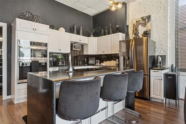 $299,000 | 609 Central Street, Unit 1108, Kansas City, MO 64105