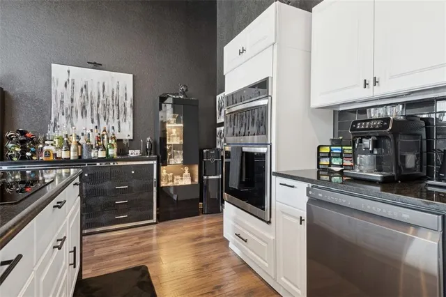 $299,000 | 609 Central Street, Unit 1108, Kansas City, MO 64105