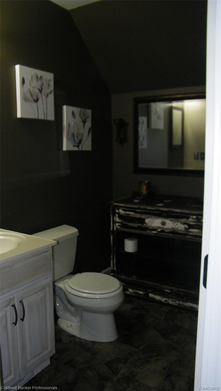 2475 Barnes Road Silverwood, MI 48760 - Photo 28 of 31 102_0506.JPG