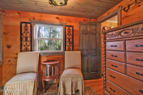 $625,000 | 698 Boone Ridge Road, Jamestown, TN 38556