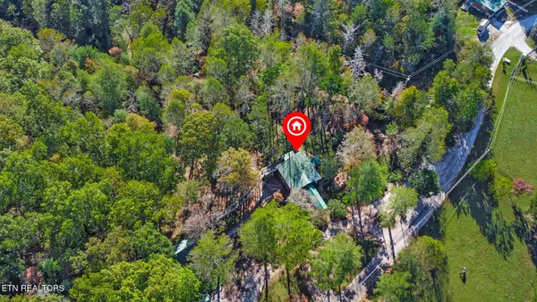 $625,000 | 698 Boone Ridge Road, Jamestown, TN 38556
