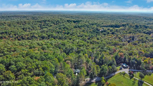 $625,000 | 698 Boone Ridge Road, Jamestown, TN 38556