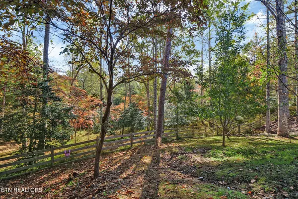 $625,000 | 698 Boone Ridge Road, Jamestown, TN 38556