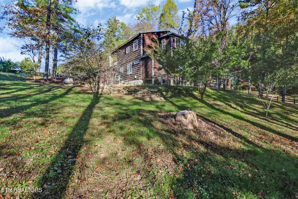 $625,000 | 698 Boone Ridge Road, Jamestown, TN 38556