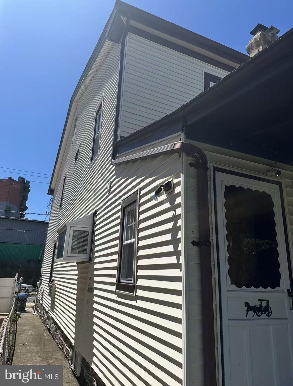 8072 Craig Street Philadelphia, PA 19136 - Photo 2 of 17