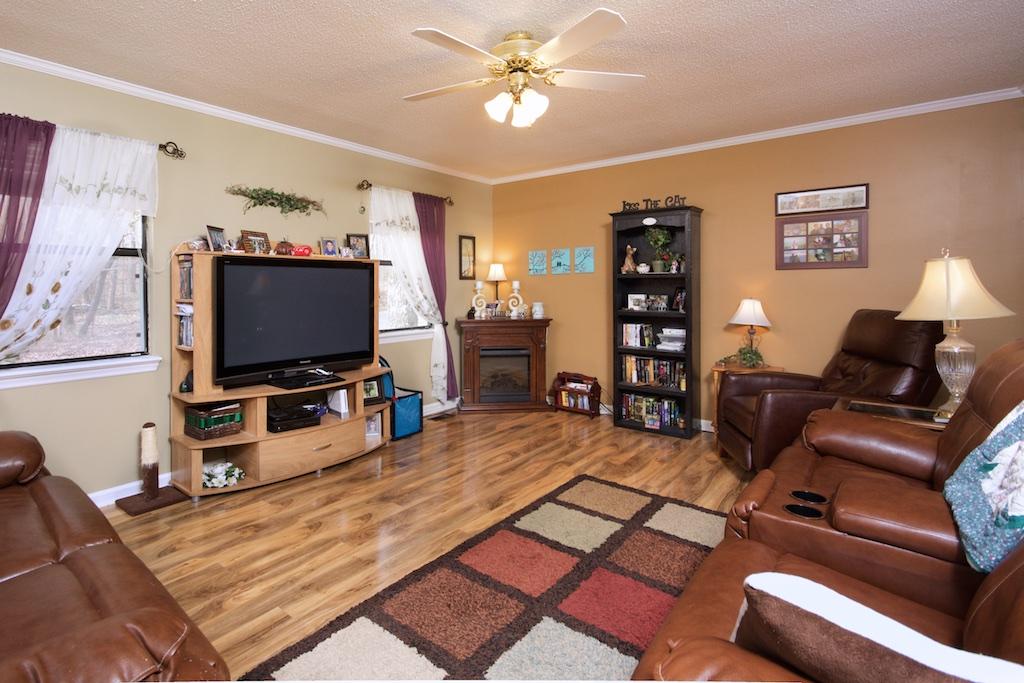 291 Lewis Lane Road Northeast Cleveland, TN 37312 - Photo 8 of 26 291 Lewis Lane 10.jpg
