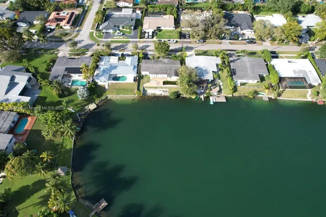 a picture of a house with a yard