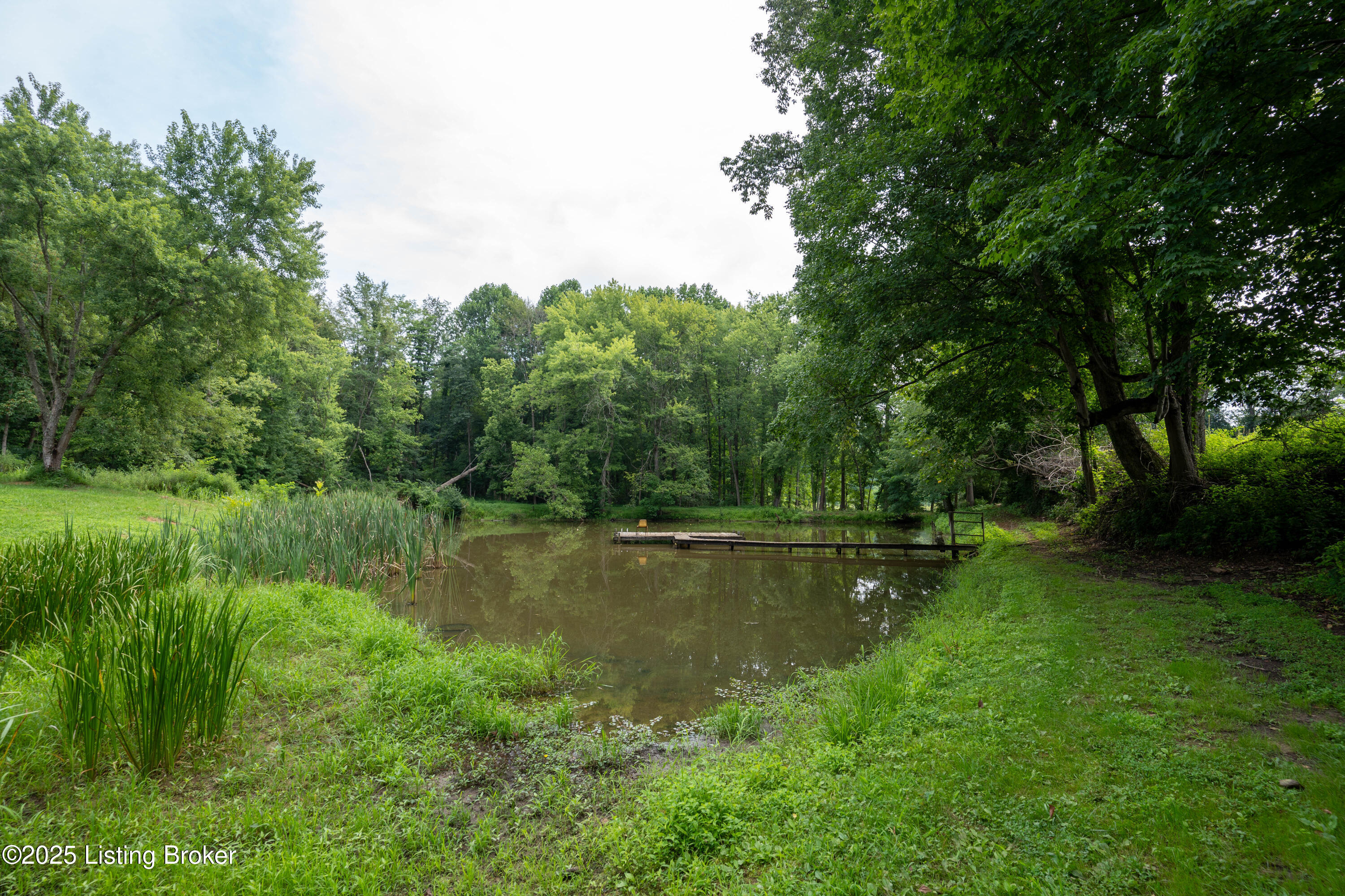 5601 Blevins Gap Road Louisville, KY 40272 - Photo 21 of 23 5601BlevinsGapRd-0007