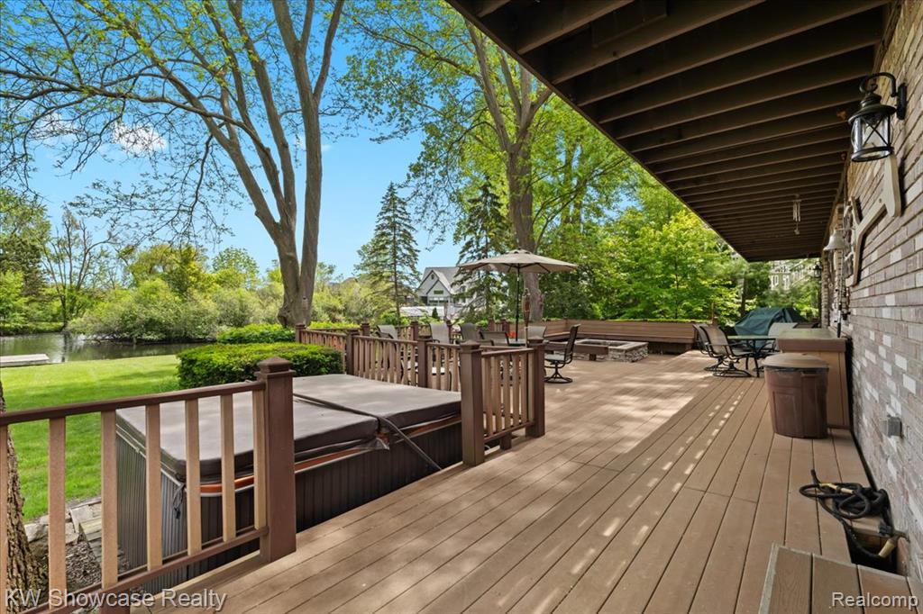 3428 Benstein Road Commerce Township, MI 48382 - Photo 34 of 44