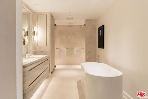 $3,750,000 | 9200 Wilshire Boulevard, Unit 201E, Beverly Hills, CA 90212